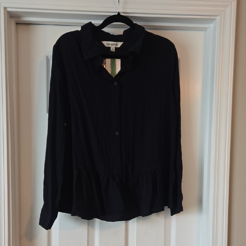 DAVI & DANI Navy Button-Down Peplum Shirt
